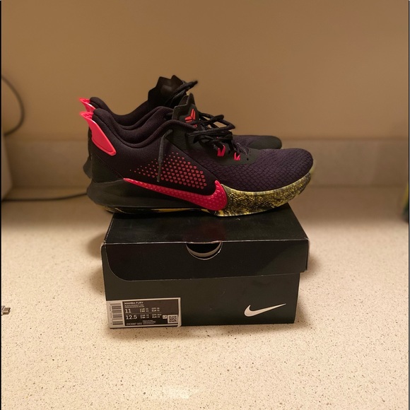 Meet your Posher, Kris - Picture 1 of 1